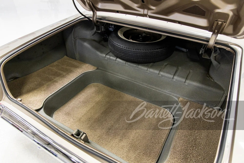 1961 Chevrolet Impala 3rd Gen - Image 29 of 31