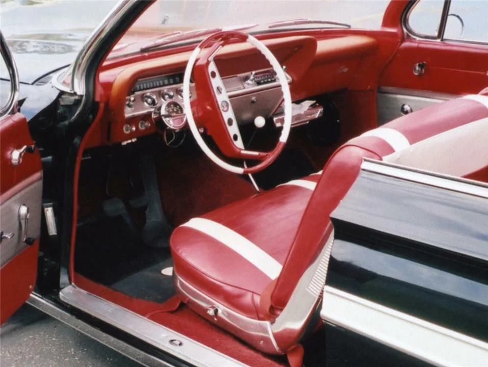 1961 Chevrolet Impala 3rd Gen - Image 4 of 5