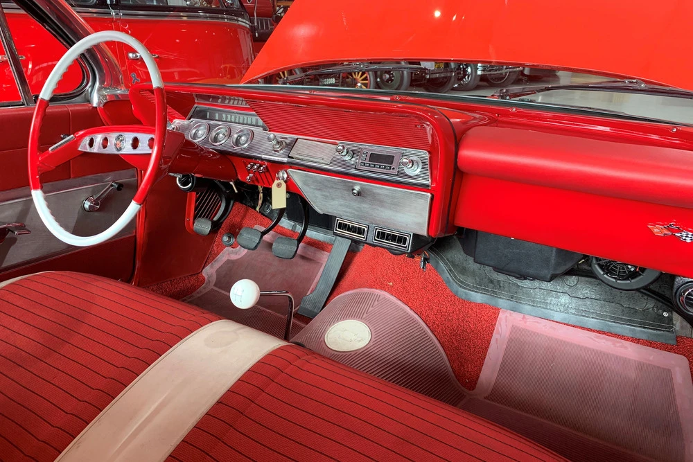 1961 Chevrolet Impala 3rd Gen - Image 4 of 5