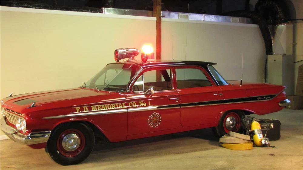 1961 Chevrolet Impala 3rd Gen - Image 2 of 2