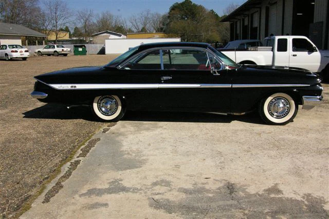 1961 Chevrolet Impala 3rd Gen - Image 4 of 4