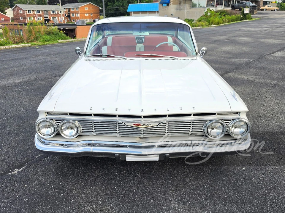 1961 Chevrolet Impala SS 3rd Gen - Image 14 of 20