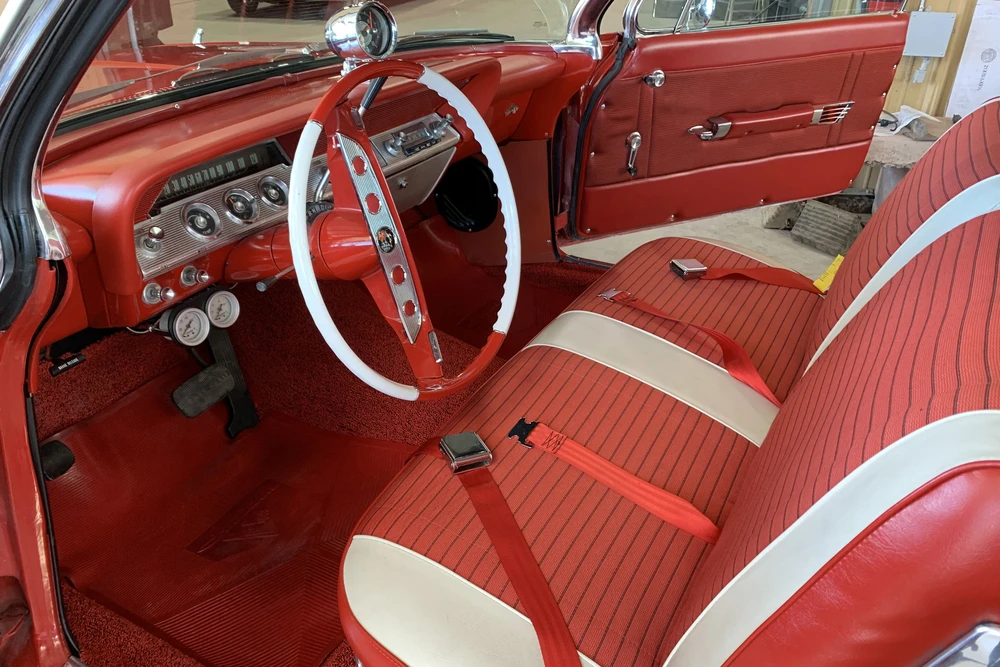 1961 Chevrolet Impala 3rd Gen - Image 4 of 5
