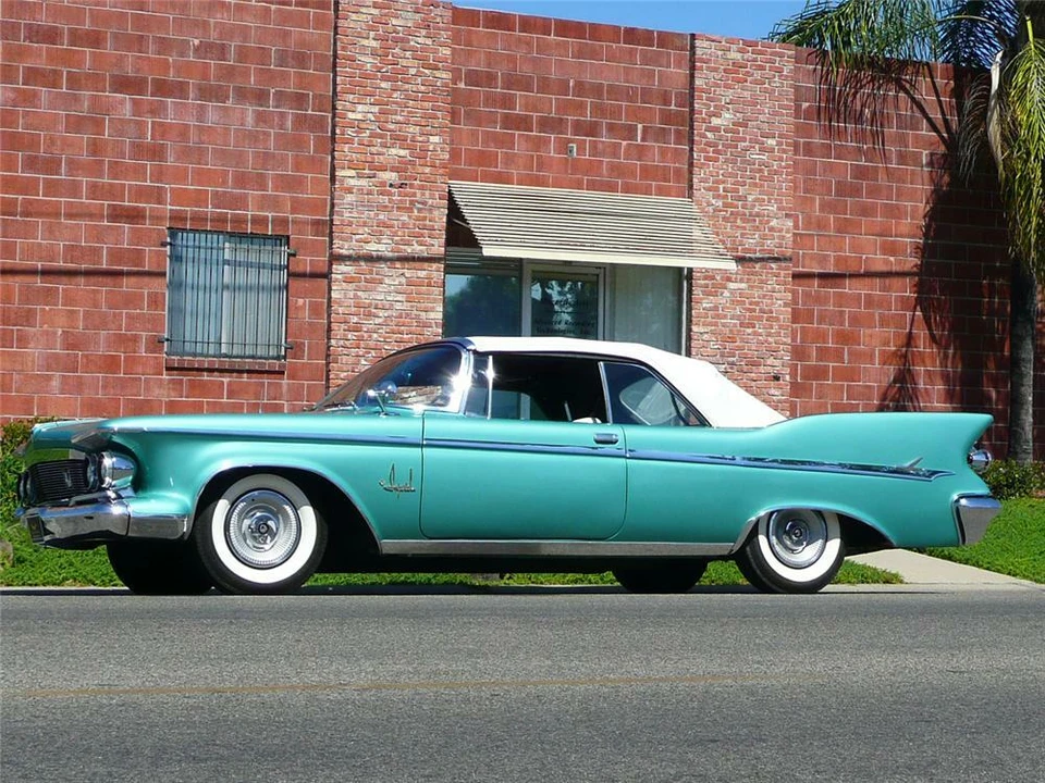 1961 Chrysler Imperial 2nd Gen - Image 5 of 5