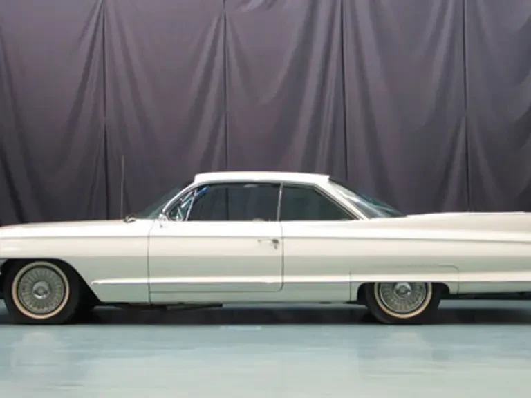 1961 Cadillac DeVille 2nd Gen - Image 2 of 9