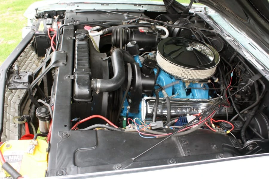1961 Cadillac Series 70 & 75 - Image 4 of 6