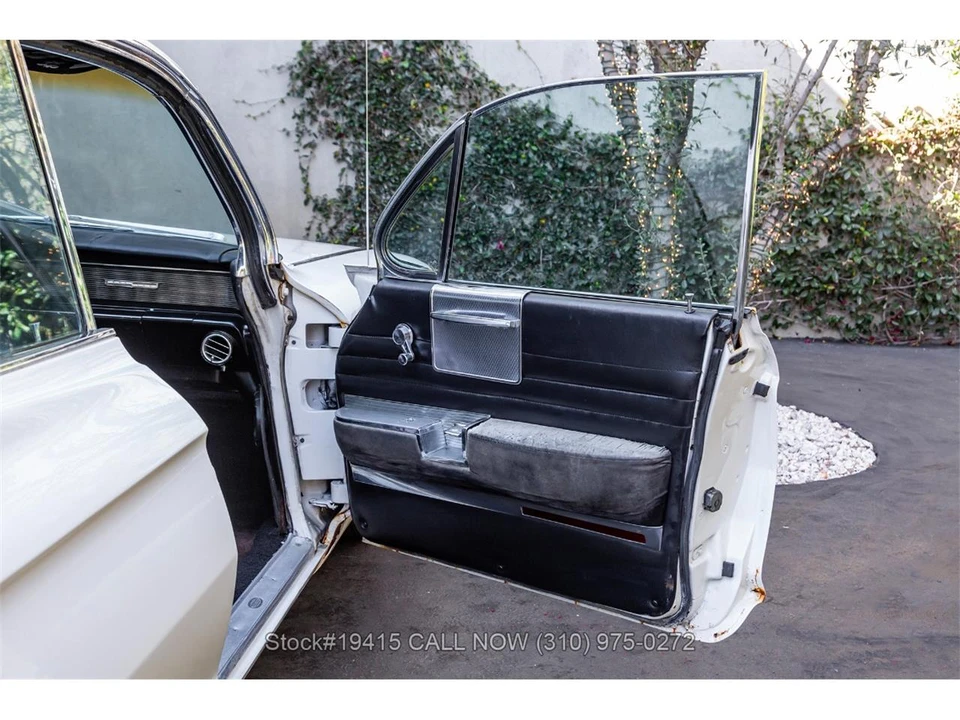 1961 Cadillac DeVille 2nd Gen - Image 24 of 31