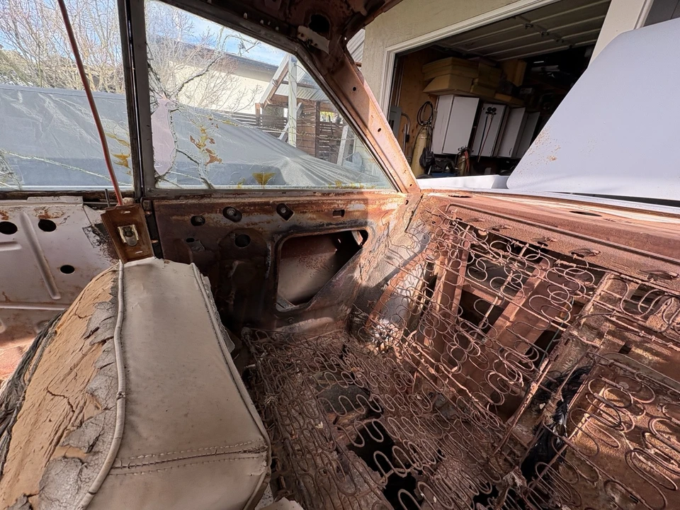 1961 Cadillac DeVille 2nd Gen - Image 18 of 29