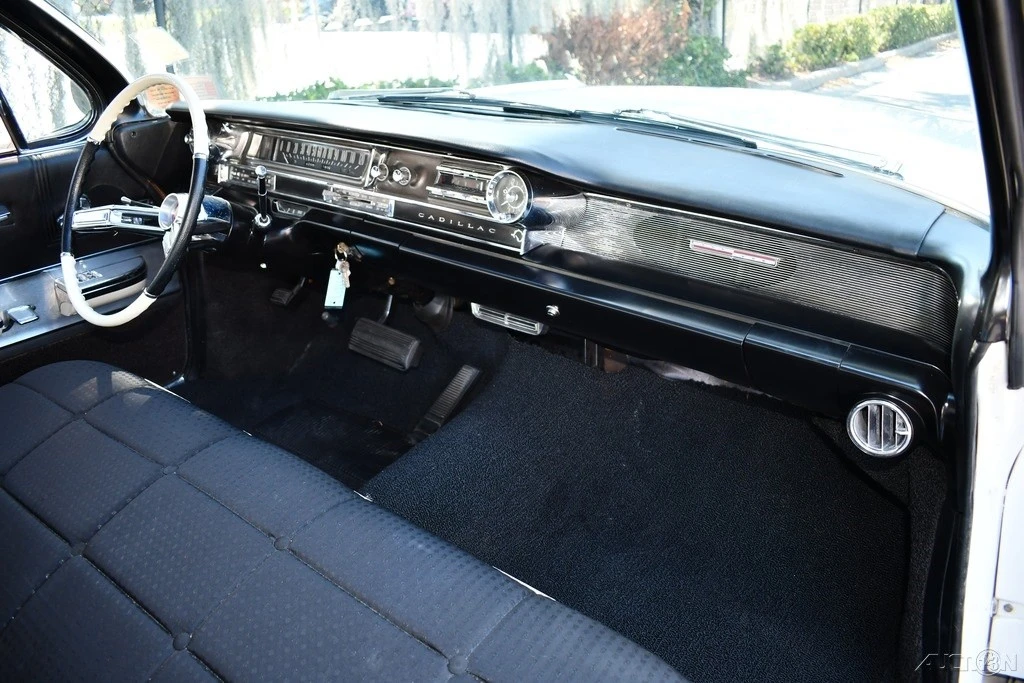 1961 Cadillac DeVille 2nd Gen - Image 16 of 24