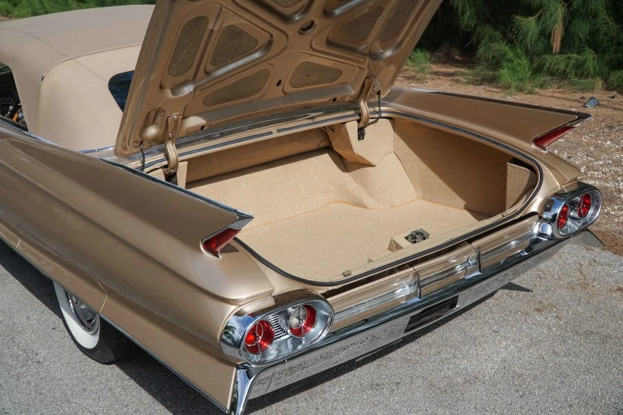 1961 Cadillac DeVille 2nd Gen - Image 10 of 12