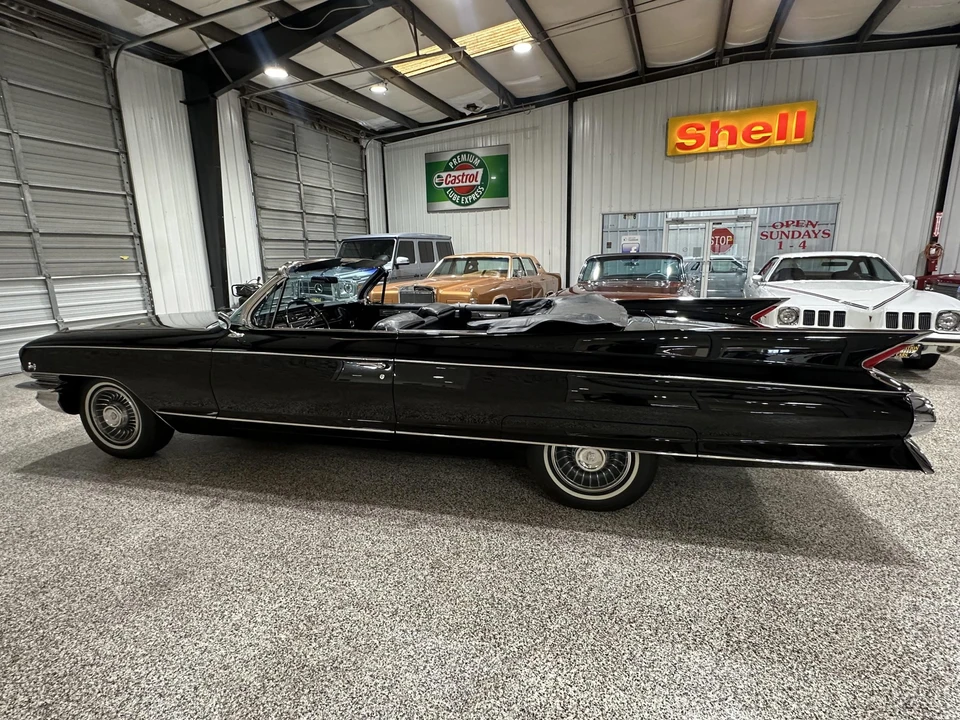 1961 Cadillac Eldorado 5th Gen - Image 15 of 31