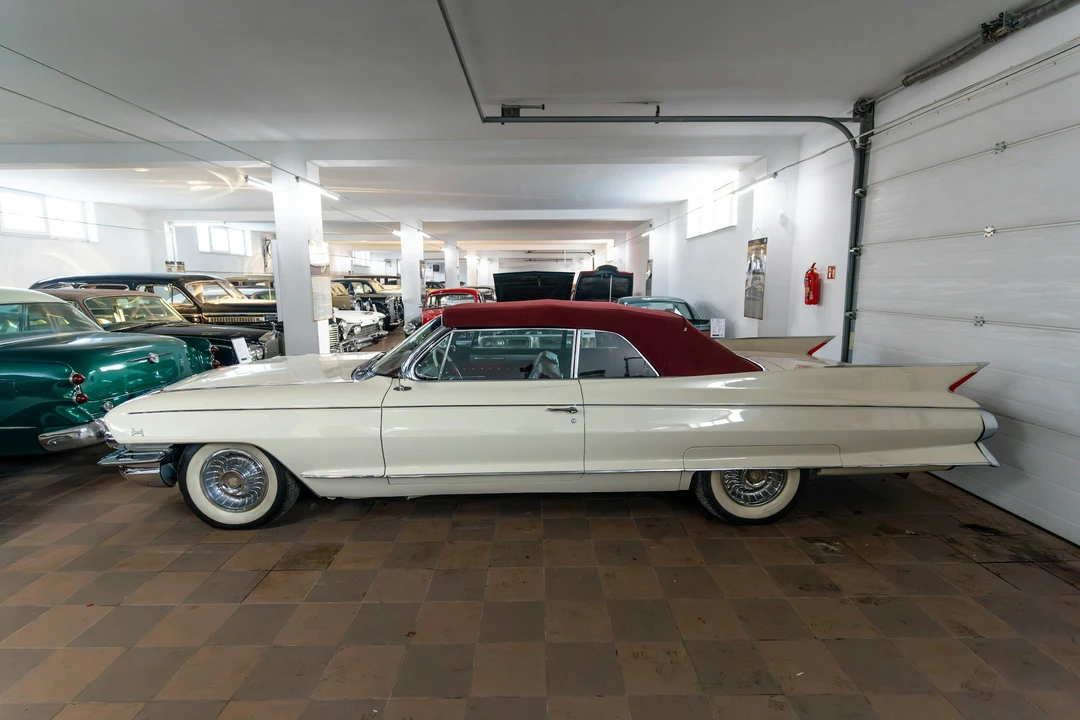 1961 Cadillac Eldorado 5th Gen - Image 16 of 21