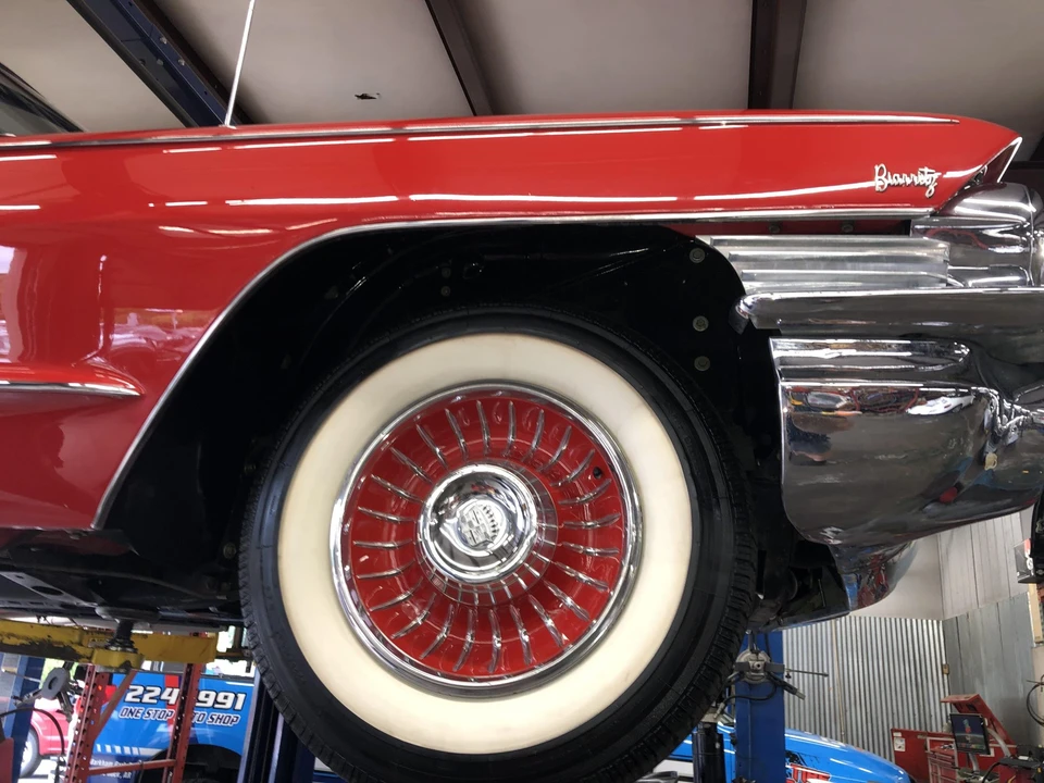 1961 Cadillac Eldorado 5th Gen - Image 23 of 31
