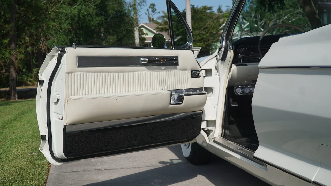 1961 Cadillac Eldorado 5th Gen - Image 4 of 21