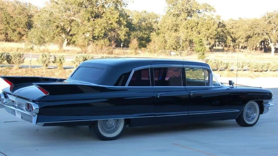 1961 Cadillac Series 70 & 75 - Image 2 of 9
