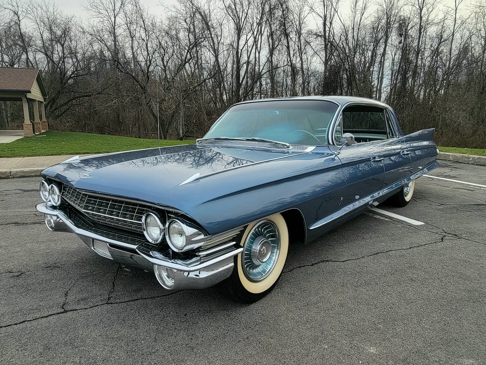 1961 Cadillac Sixty Special - Image 4 of 31