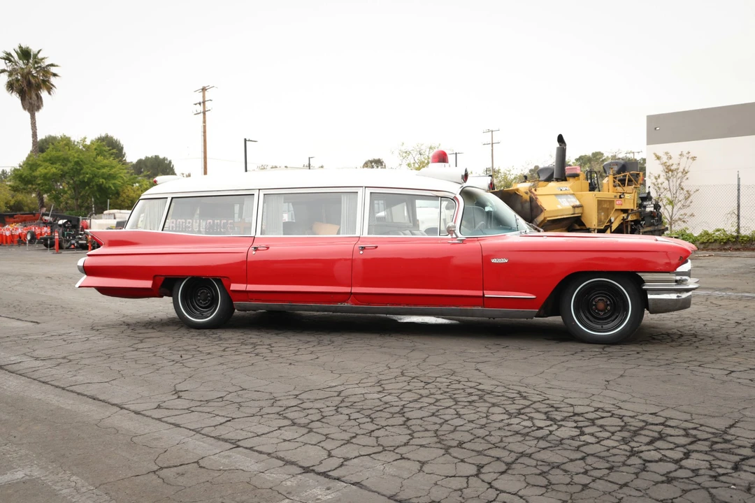 1961 Cadillac Series 70 & 75 - Image 13 of 31