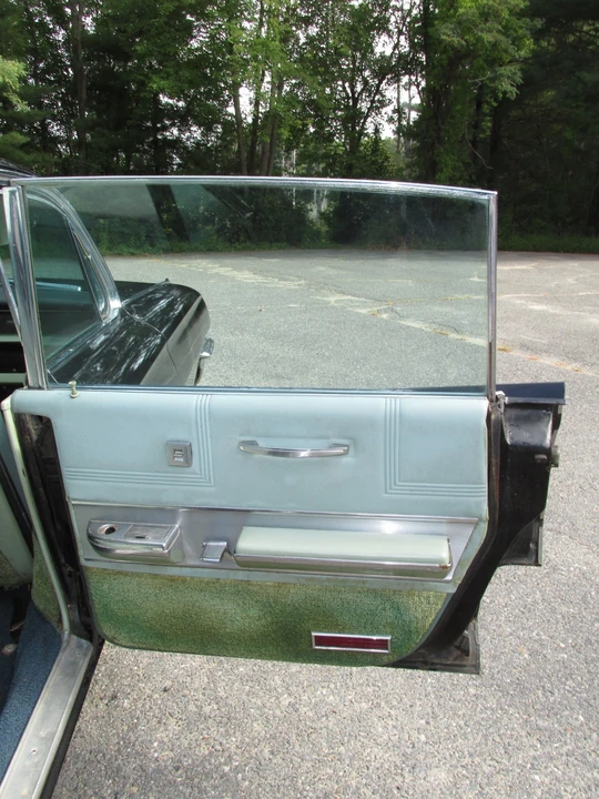 1961 Cadillac Series 62 6th Gen - Image 12 of 31