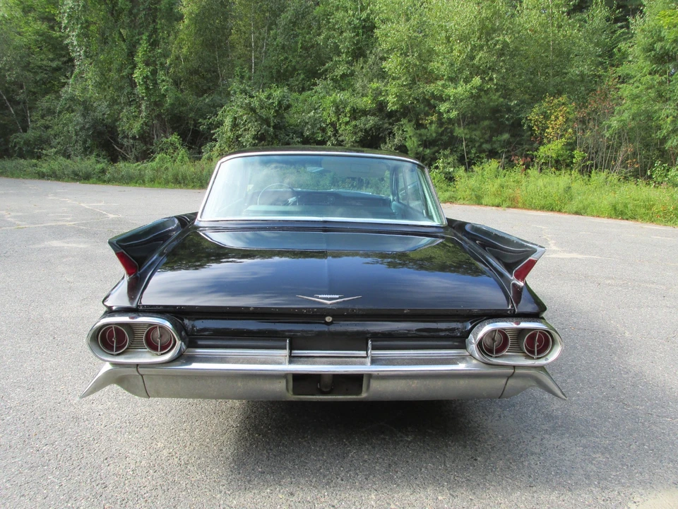 1961 Cadillac Series 62 6th Gen - Image 4 of 31