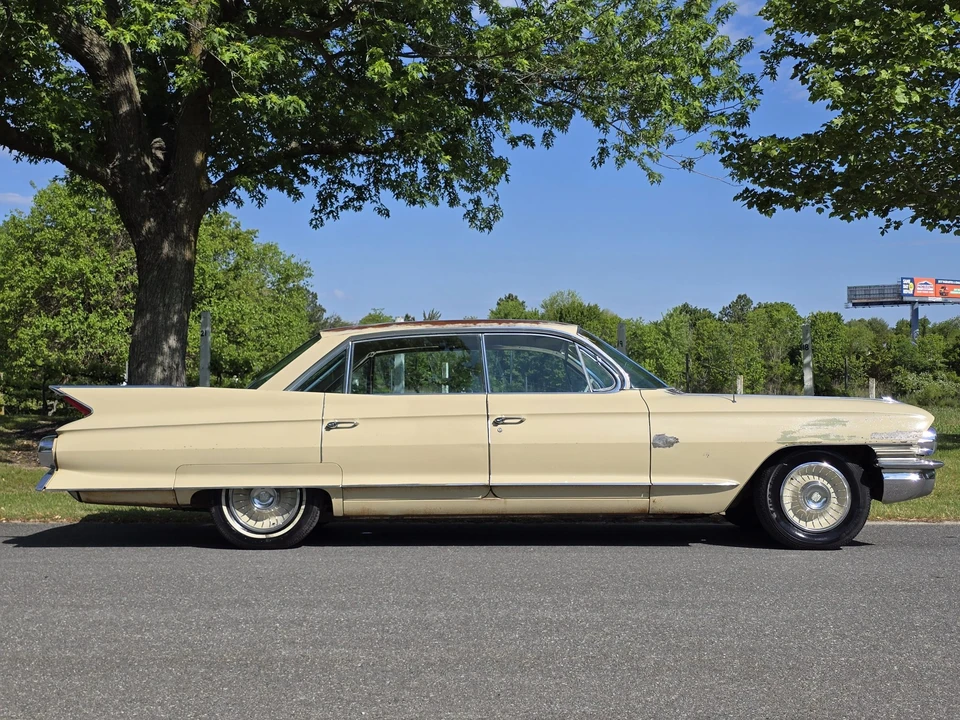 1961 Cadillac DeVille 2nd Gen - Image 24 of 31