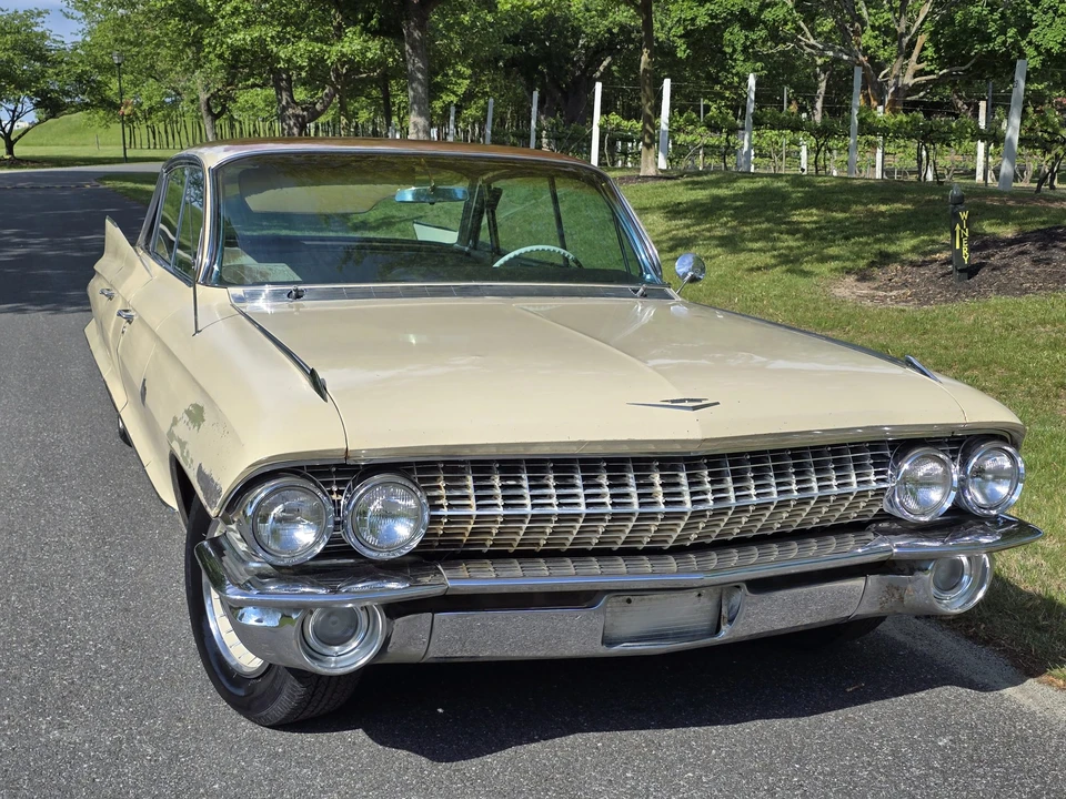 1961 Cadillac DeVille 2nd Gen - Image 17 of 31