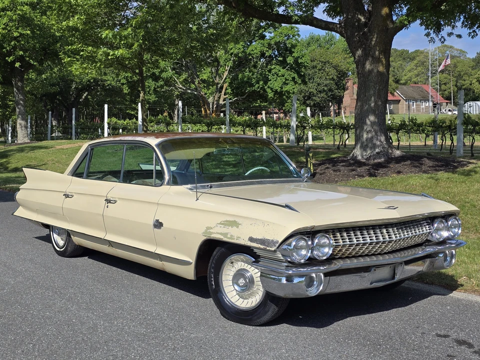 1961 Cadillac DeVille 2nd Gen - Image 15 of 31