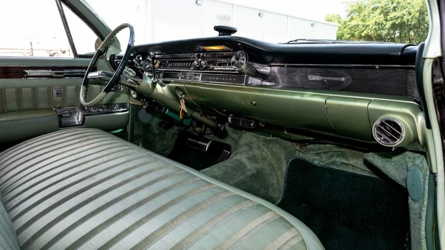 1961 Cadillac Sixty Special - Image 8 of 31
