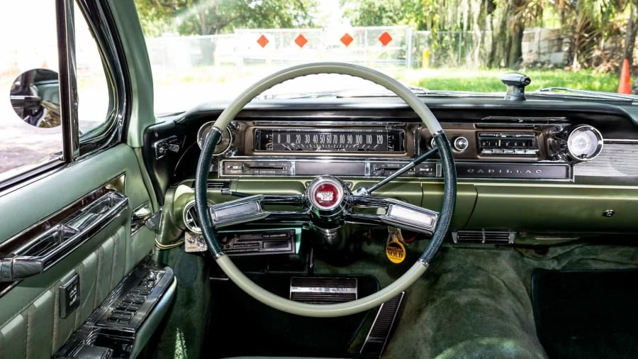 1961 Cadillac Sixty Special - Image 4 of 31