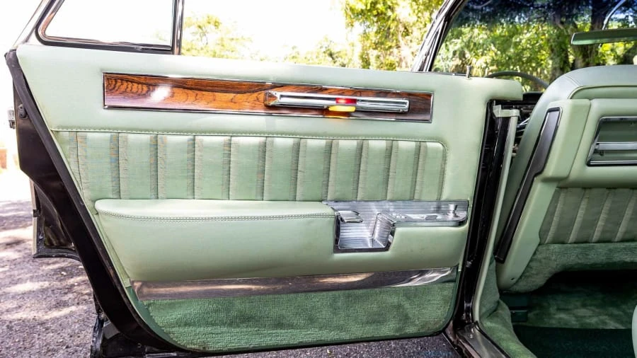1961 Cadillac Sixty Special - Image 13 of 31