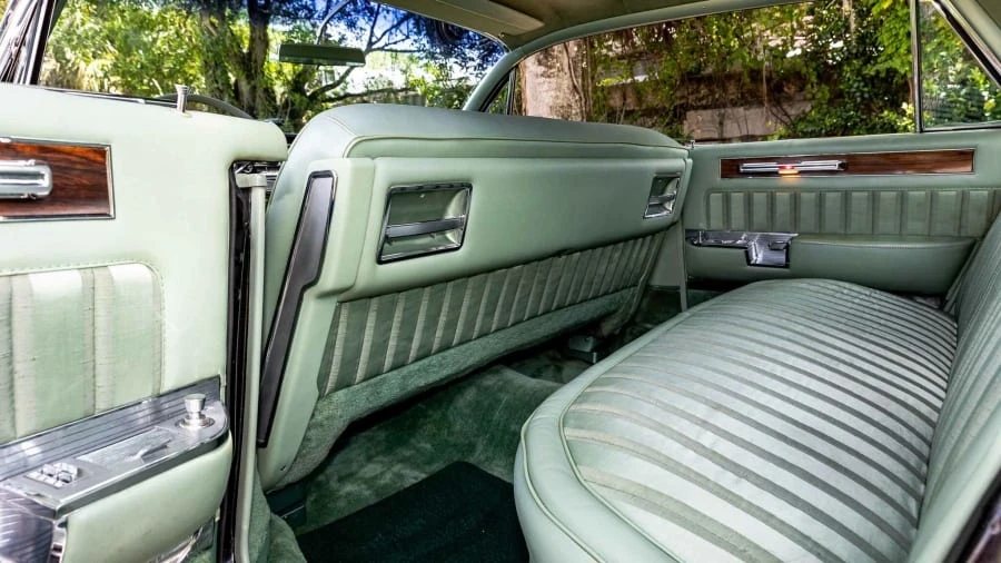 1961 Cadillac Sixty Special - Image 14 of 31