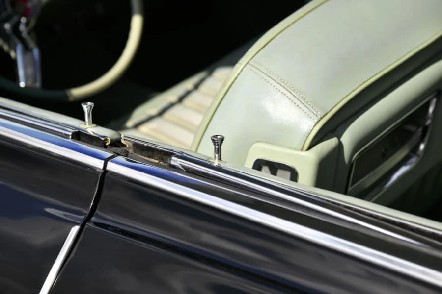 1961 Cadillac Sixty Special - Image 12 of 31