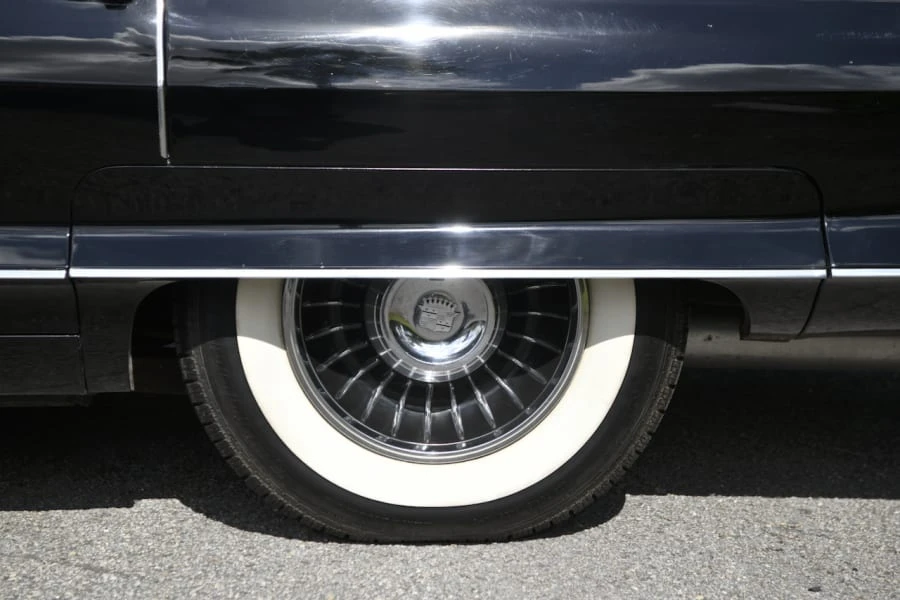 1961 Cadillac Sixty Special - Image 27 of 31