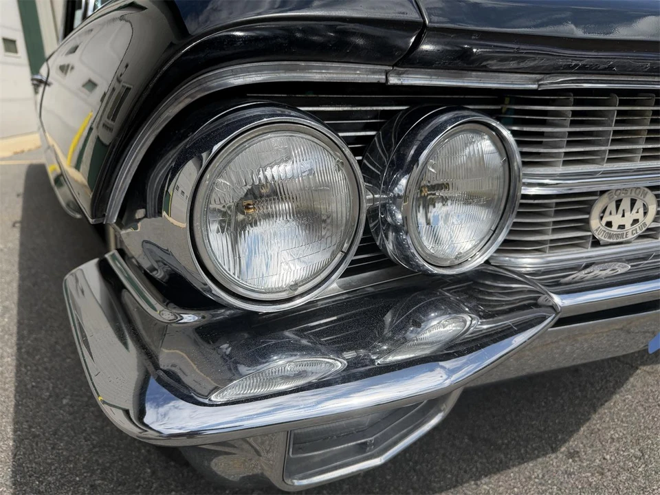 1961 Cadillac Series 62 6th Gen - Image 15 of 31