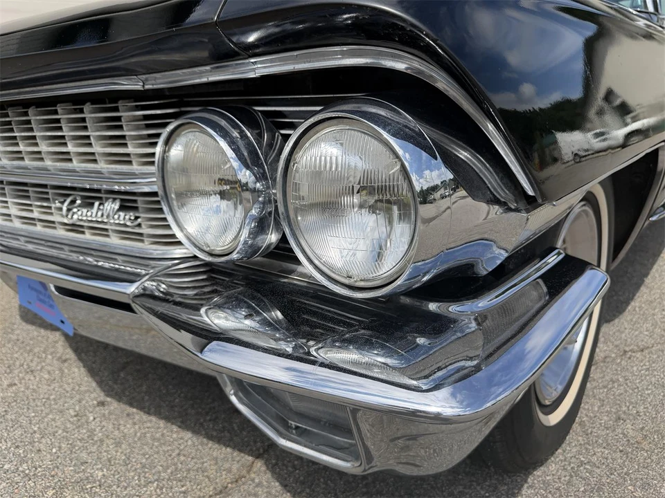 1961 Cadillac Series 62 6th Gen - Image 17 of 31