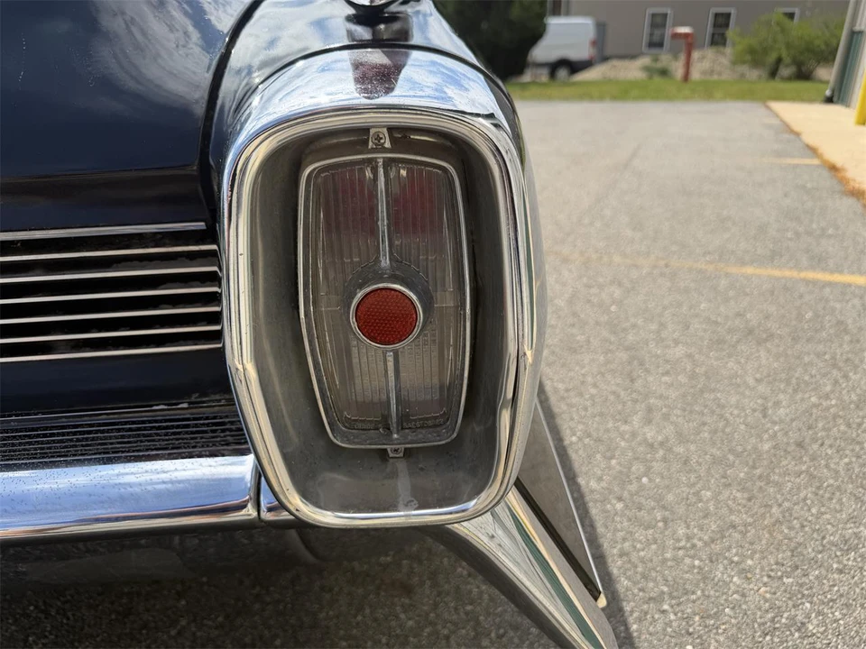 1961 Cadillac Series 62 6th Gen - Image 19 of 31
