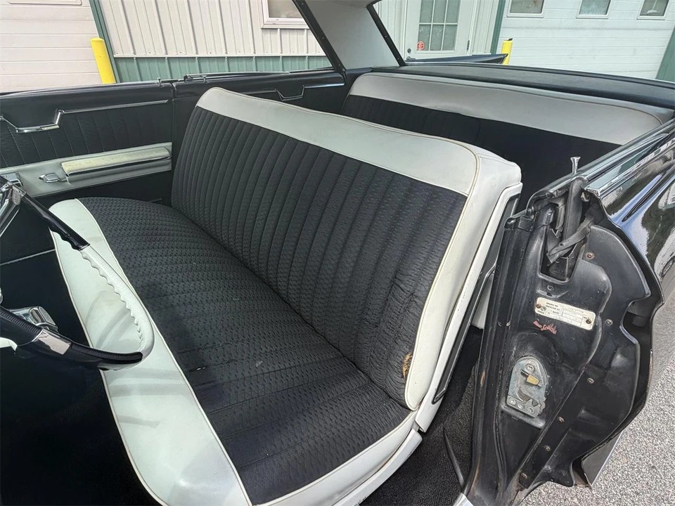 1961 Cadillac Series 62 6th Gen - Image 28 of 31