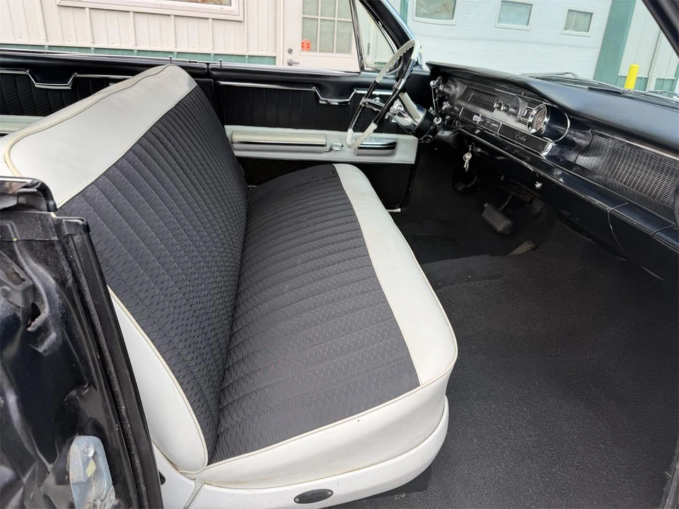 1961 Cadillac Series 62 6th Gen - Image 30 of 31