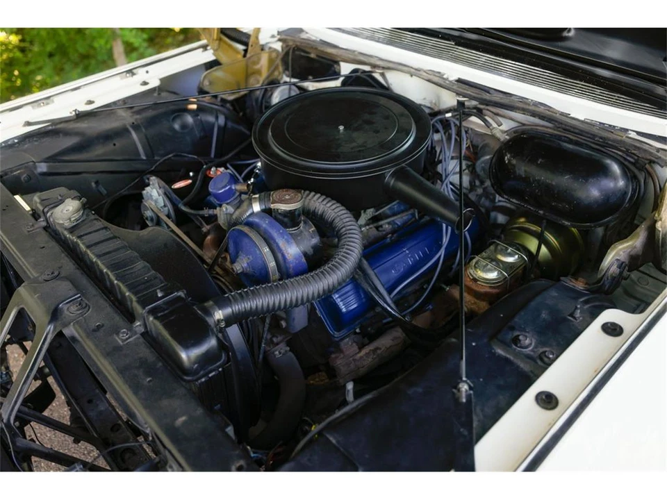 1961 Cadillac Series 62 6th Gen - Image 4 of 31