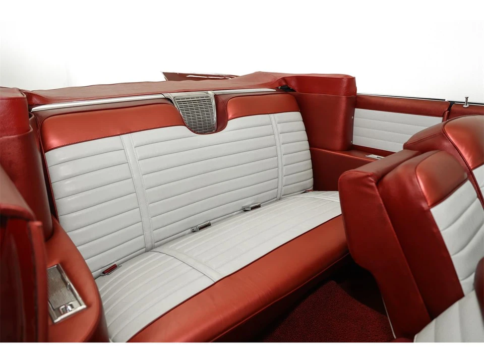 1961 Cadillac Series 62 6th Gen - Image 15 of 30