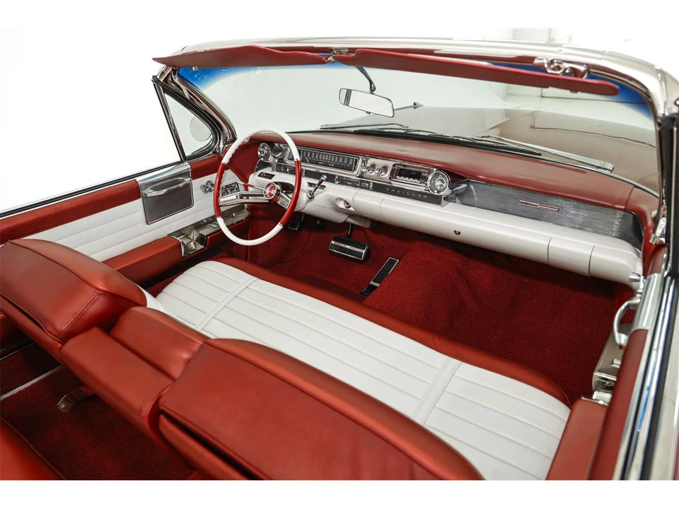 1961 Cadillac Series 62 6th Gen - Image 17 of 30