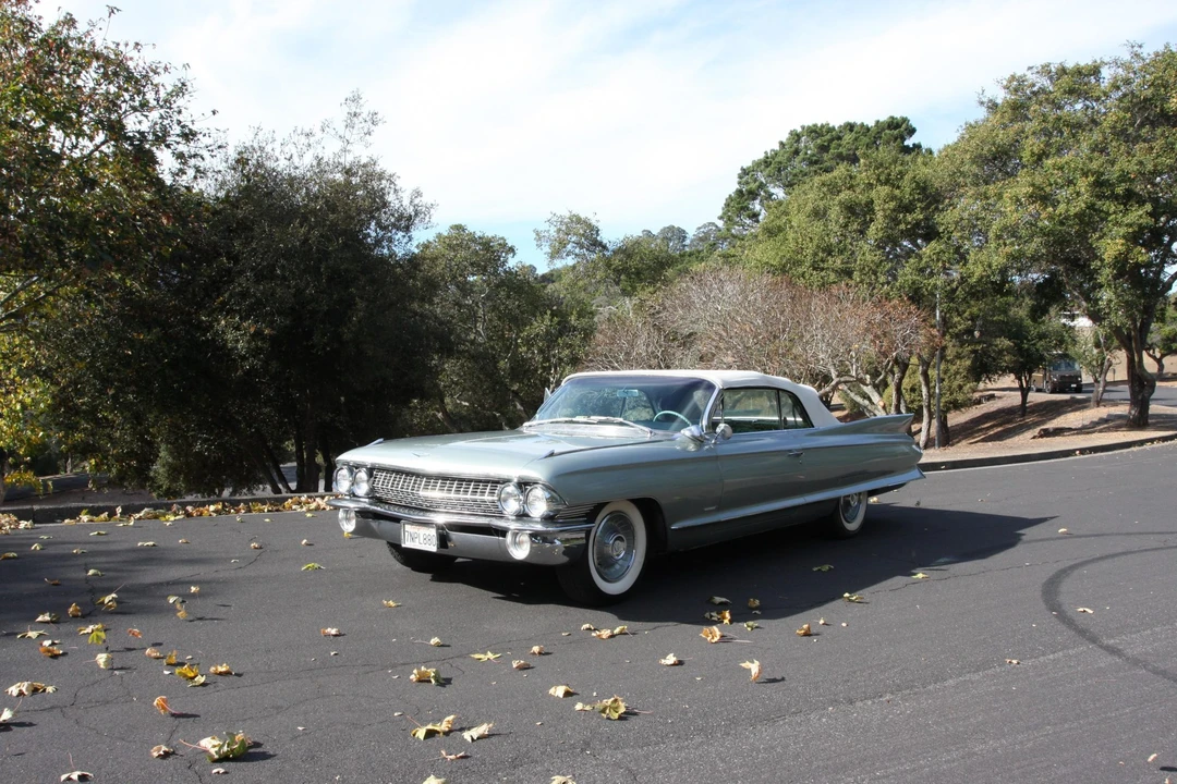 1961 Cadillac Series 62 6th Gen - Image 7 of 31