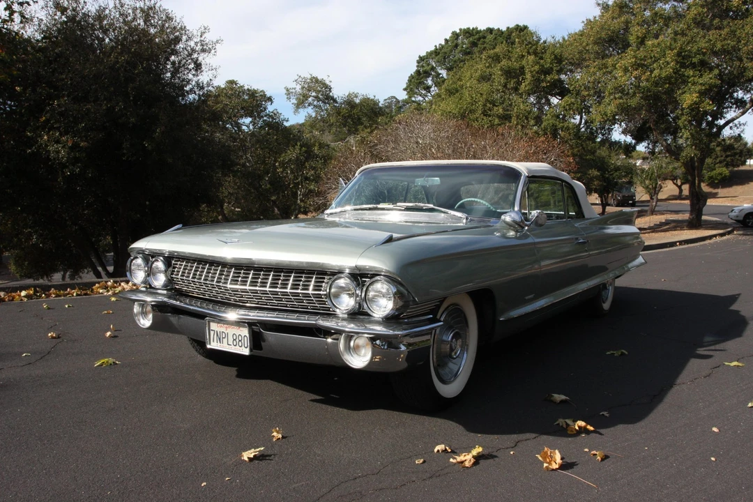 1961 Cadillac Series 62 6th Gen - Image 2 of 31