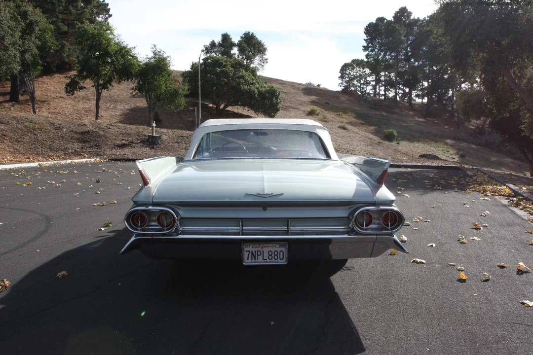 1961 Cadillac Series 62 6th Gen - Image 21 of 31