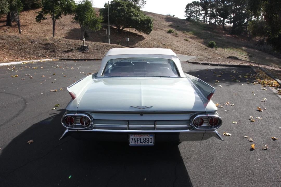 1961 Cadillac Series 62 6th Gen - Image 23 of 31