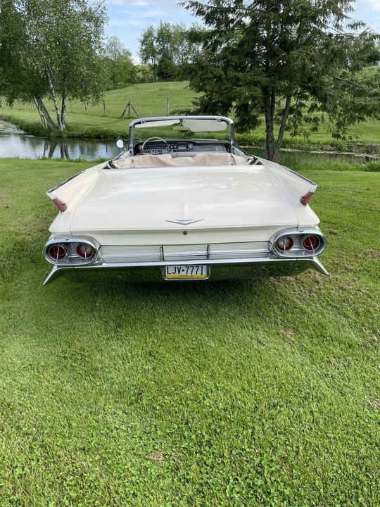 1961 Cadillac Series 62 6th Gen - Image 7 of 31