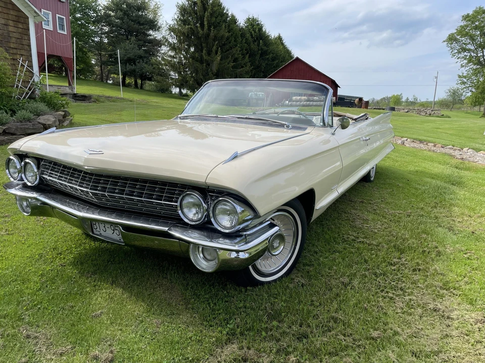 1961 Cadillac Series 62 6th Gen - Image 2 of 31