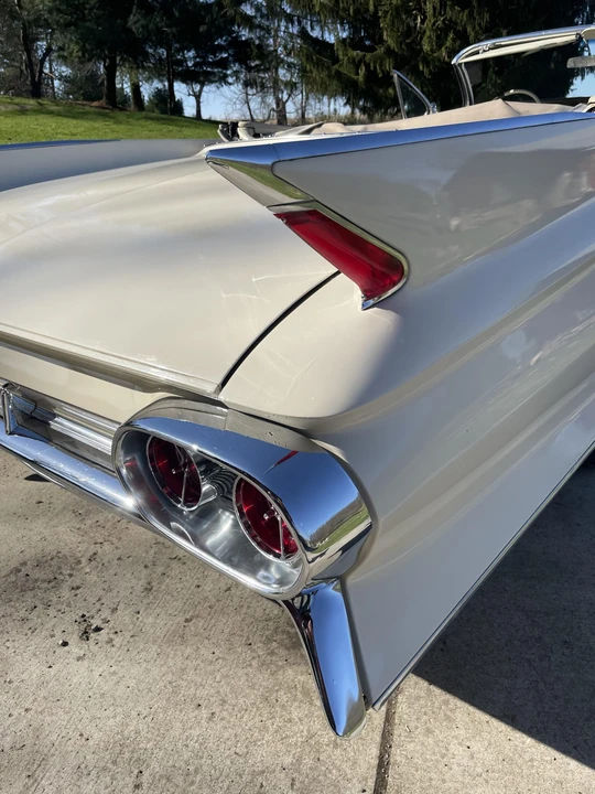 1961 Cadillac Series 62 6th Gen - Image 22 of 31