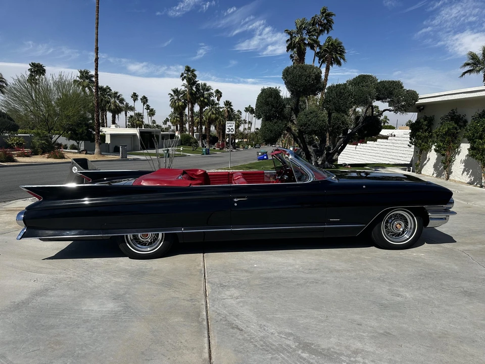 1961 Cadillac Series 62 6th Gen - Image 10 of 31
