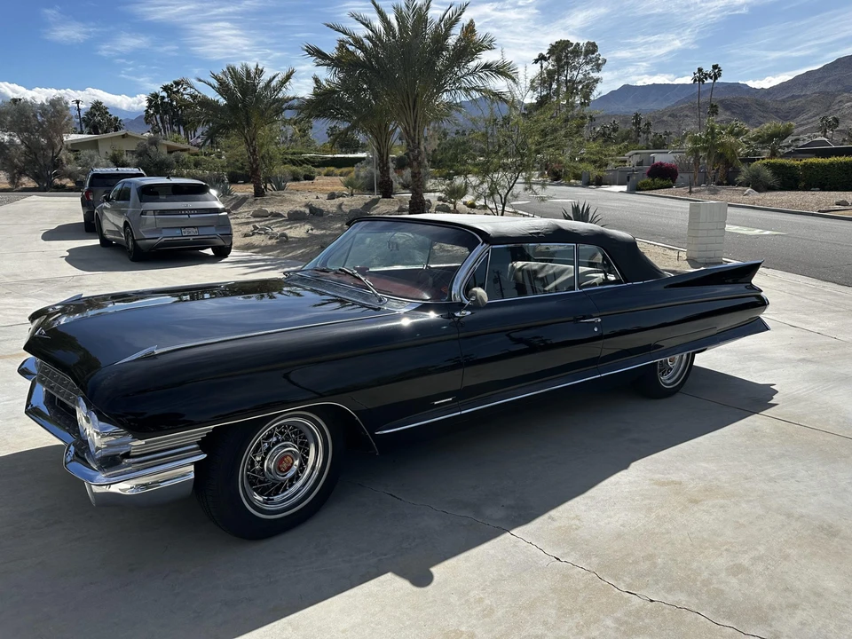 1961 Cadillac Series 62 6th Gen - Image 19 of 31