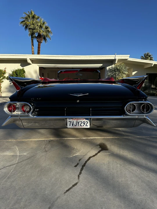 1961 Cadillac Series 62 6th Gen - Image 16 of 31